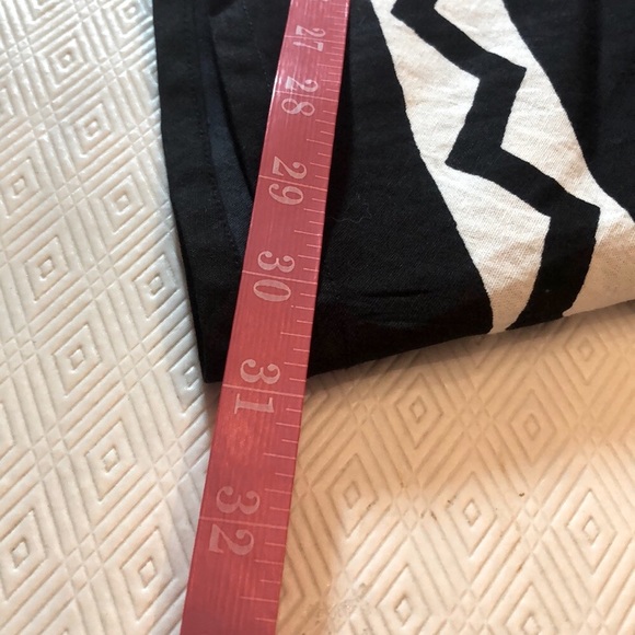 1X Black & White circle skirt - Picture 4 of 8